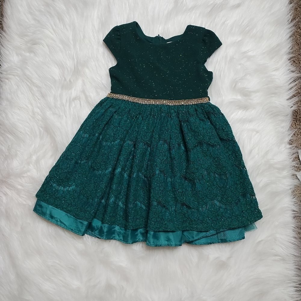 Girls Green Sparkle Lace Overlay Dress with‎ Gold Belt Size 5